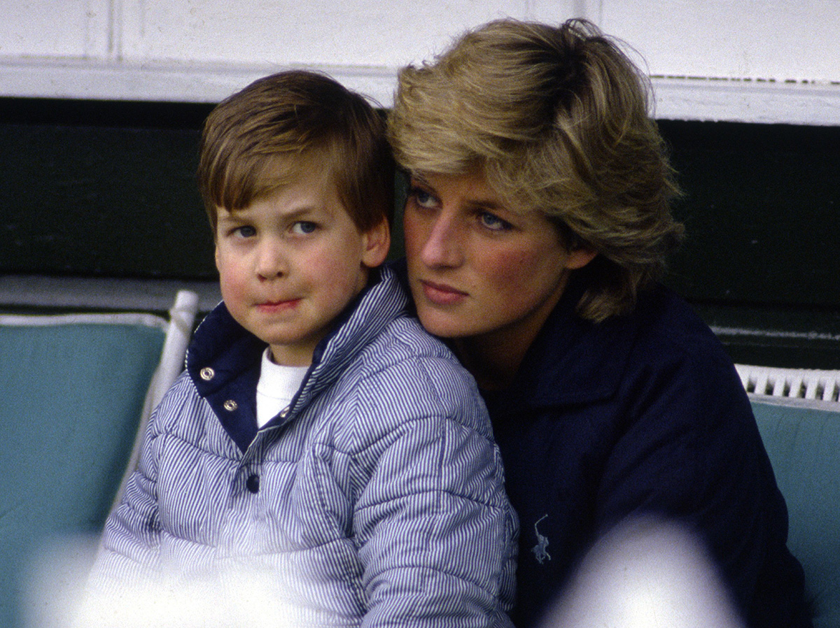 Принц Уильям показал неизданное фото принцессы Дианы