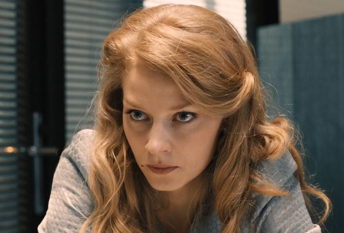 Против публичности: звезды, которые никогда не показывали вторых половинок