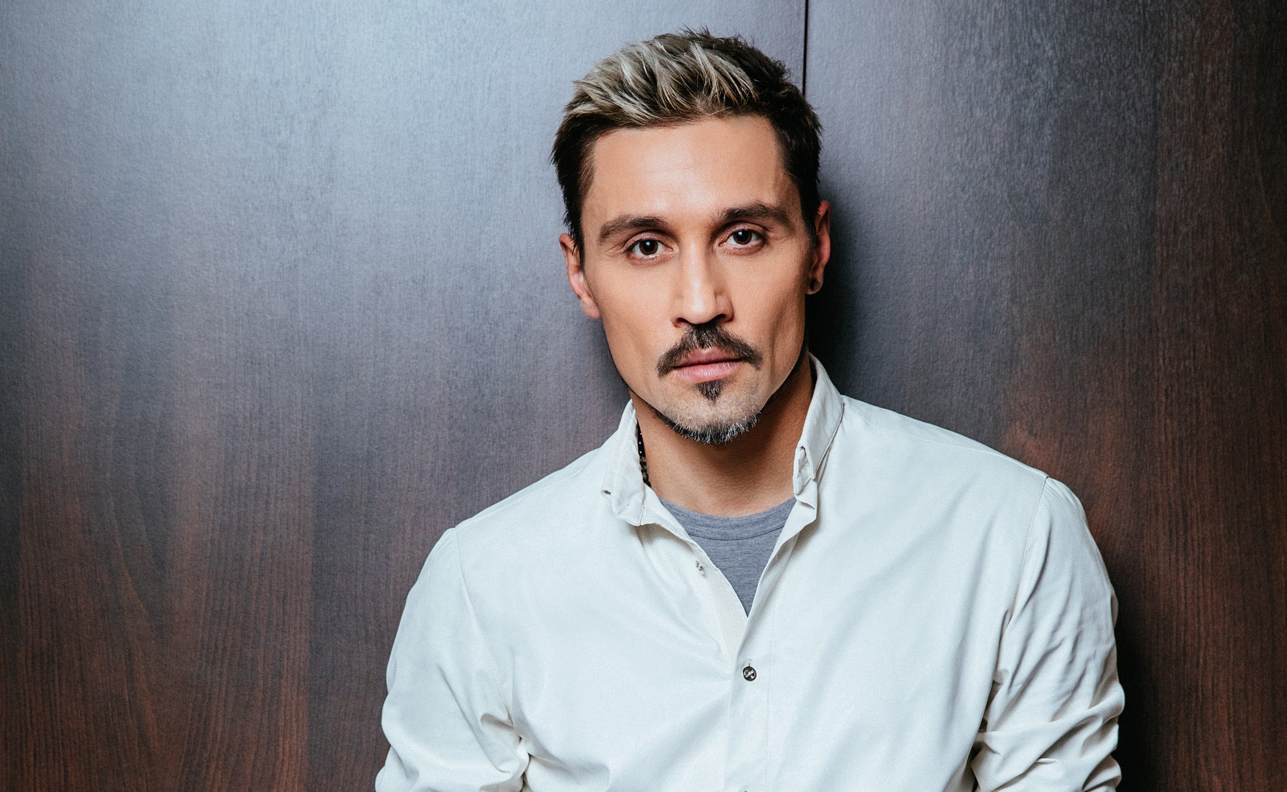 Дима Билан объяснил, почему ходит с охраной 