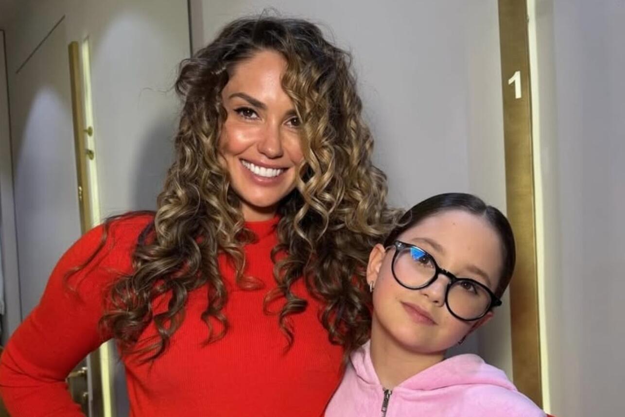 Дочь Агаты Муцениеце и Павла Прилучного впервые прошлась по подиуму