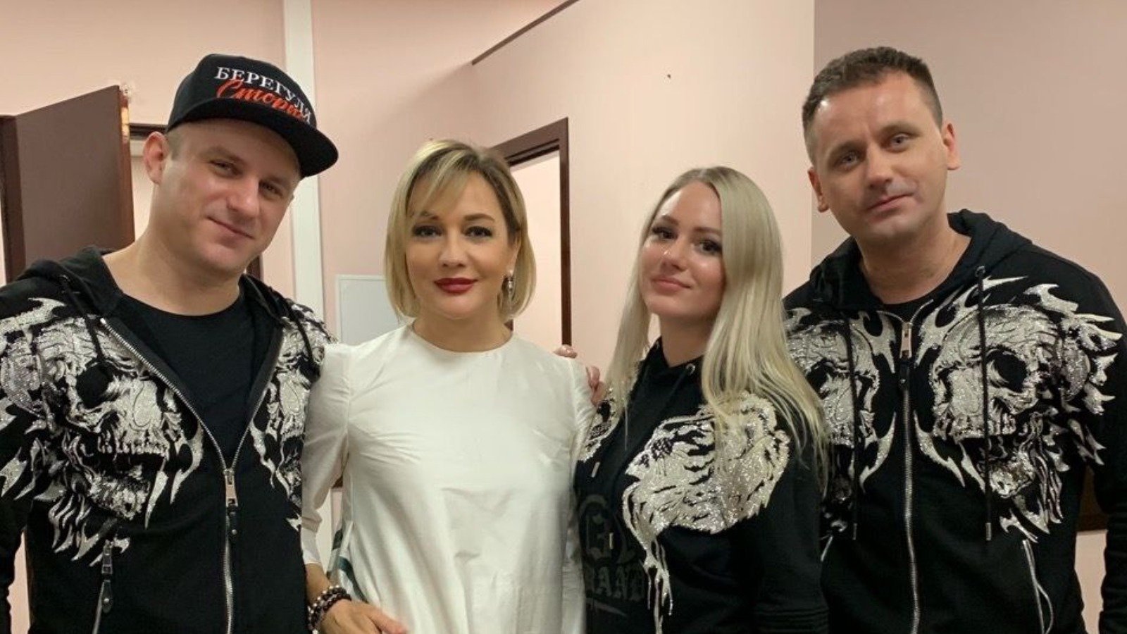 Танцоры Татьяны Булановой выступили на концерте группы «Марсель»