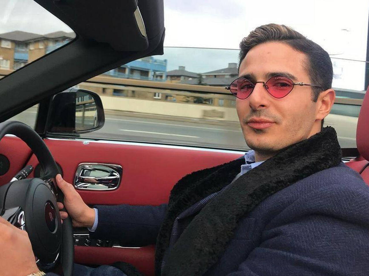«Афериста из Tinder» задержали в Грузии