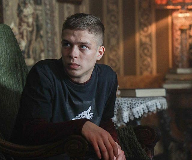 Стало известно, кто заменит Глеба Калюжного в «Вампирах средней полосы»