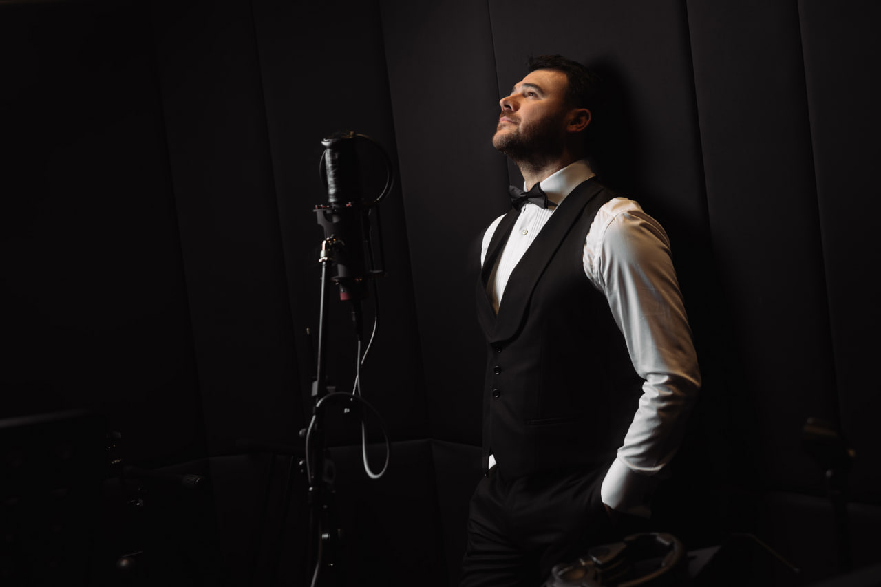 EMIN представил первый сингл из англоязычного альбома