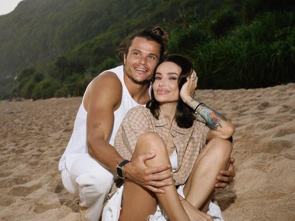 Бойфренд Айзы-Лилуны Ай сделал ей предложение