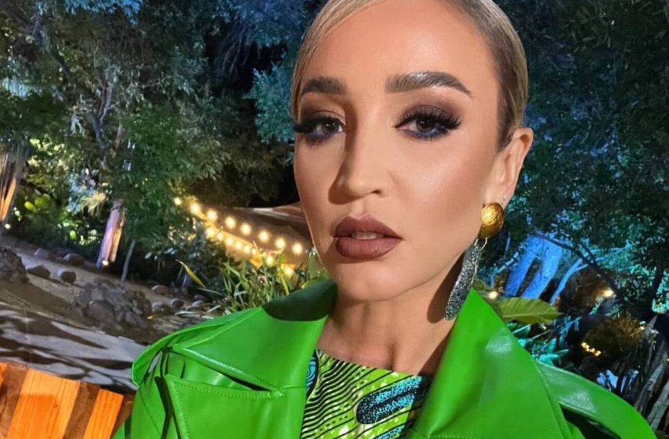 «Для меня гордость, что такая огромная квартира куплена мной!» — Ольга Бузова рассказала про переезд в новую квартиру за 120 млн рублей