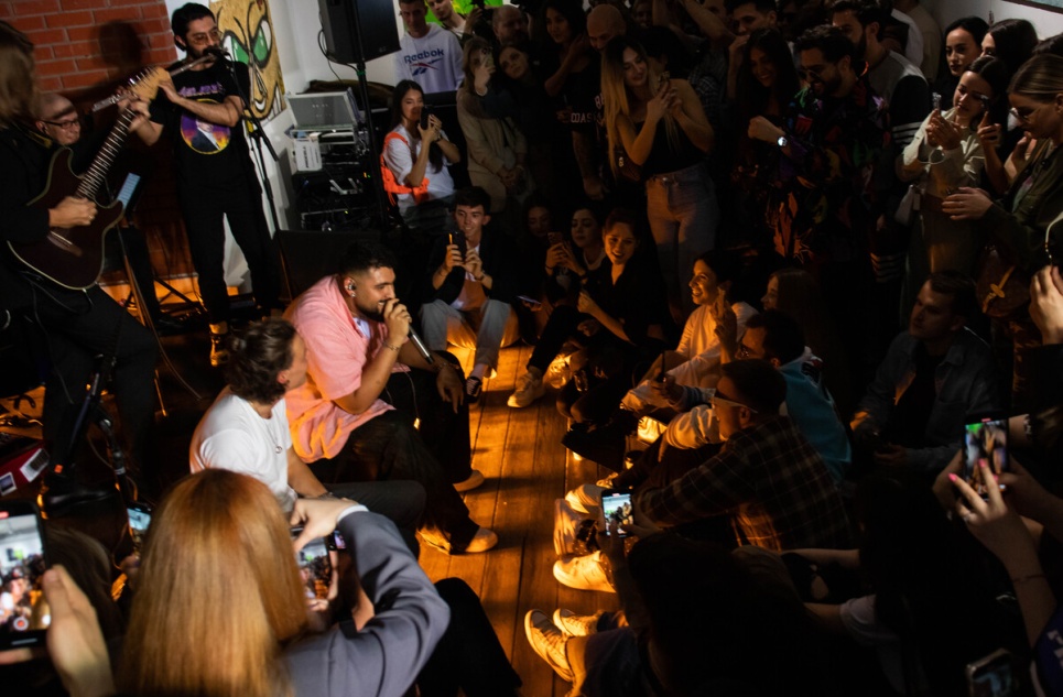 Явление: в Omelchenko Gallery состоялось открытие выставки Andro