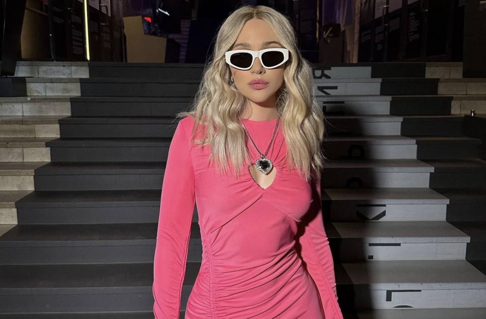 «Встала возле квартиры и просто сидела в машине и ревела»: Миа Бойка рассказала о начале своей карьеры 