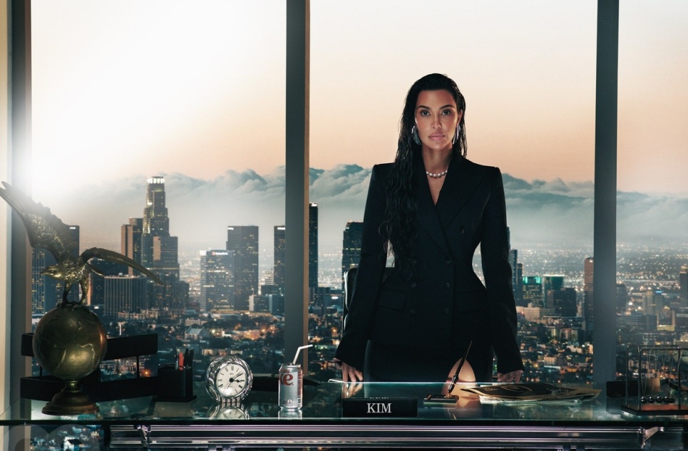 Ким Кардашьян снялась для обложки GQ 