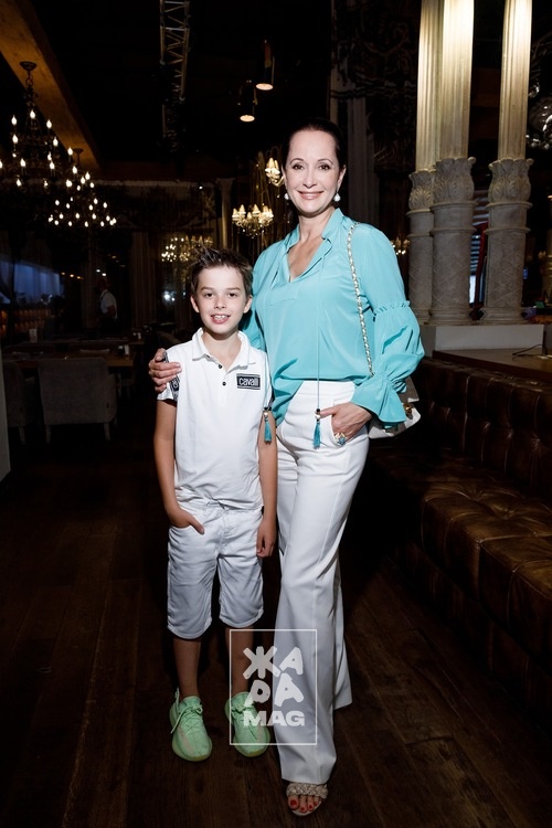 Анфиса Чехова, Эвелина Блёданс, Анна Семенович и другие звезды у плиты 1