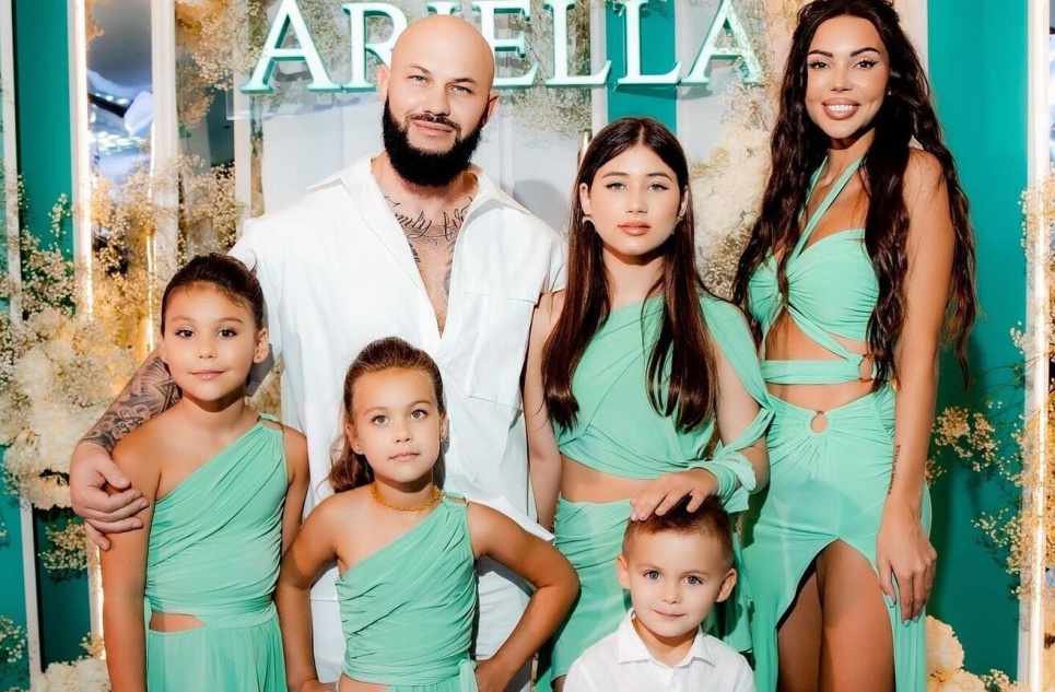 «Мы так еще никогда не отдыхали»: Оксана Самойлова рассказала о самом худшем отпуске