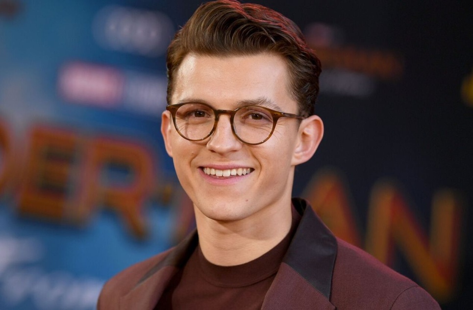 Том Холланд удалил свои соцсети