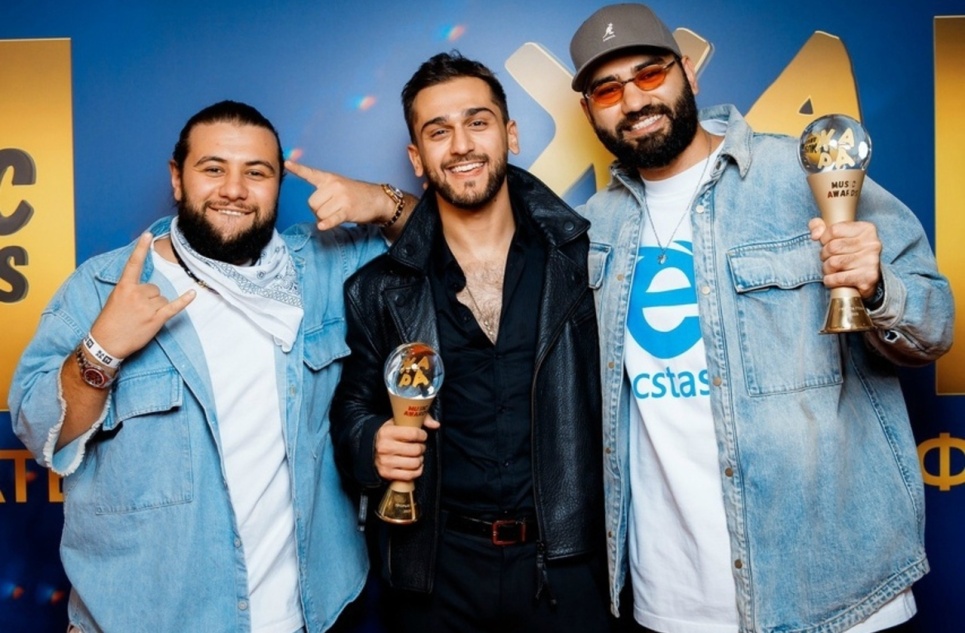 «Проценты, чувак, платить придется»: кто сплагиатил трек HammAli & Navai и Jony? 