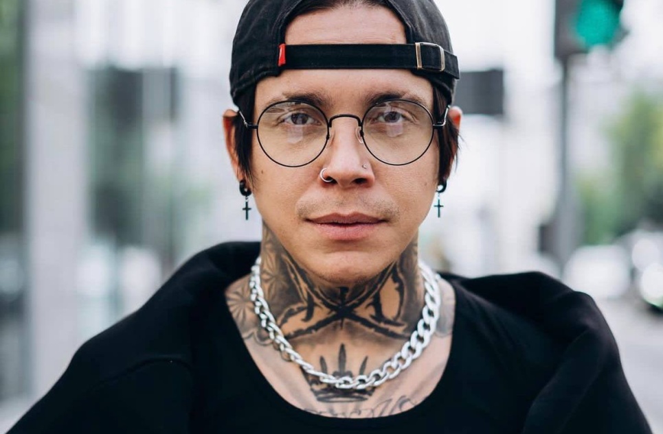 Бывший солист MBAND Артём КИД женится