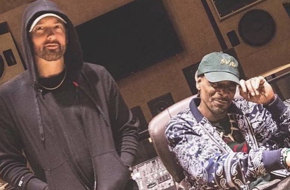 Выступление Эминема и Снуп Догга на VMA 2022