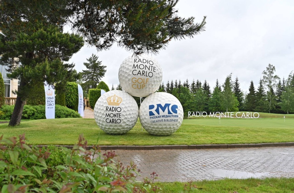 Radio Monte Carlo Golf Cup: гольф-турнир, бизнес-сессия и звездные гости