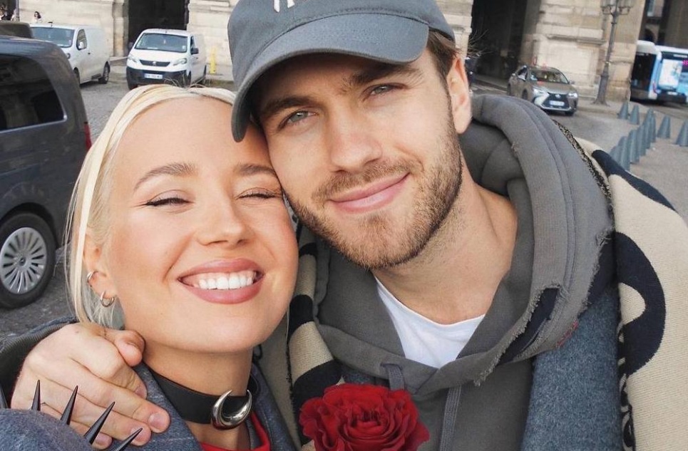 «Сейчас рановато обсуждать детей»: Клава Кока заявила, что пока не готова уходить в декрет