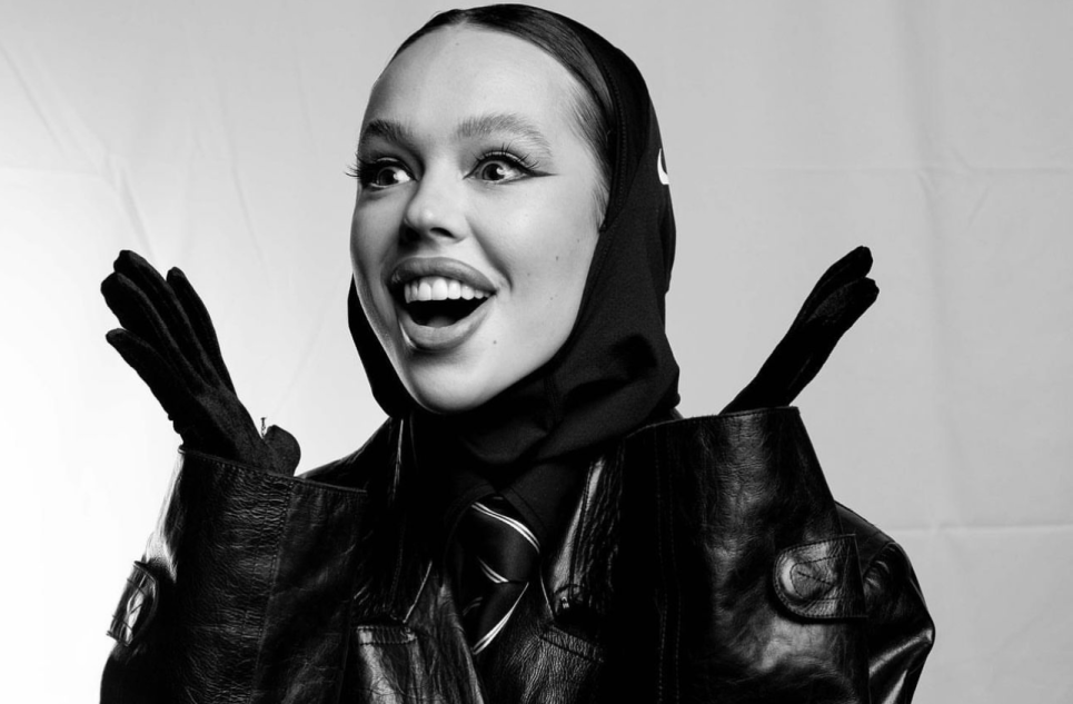 Только живьем: Инстасамка отказалась от фанеры