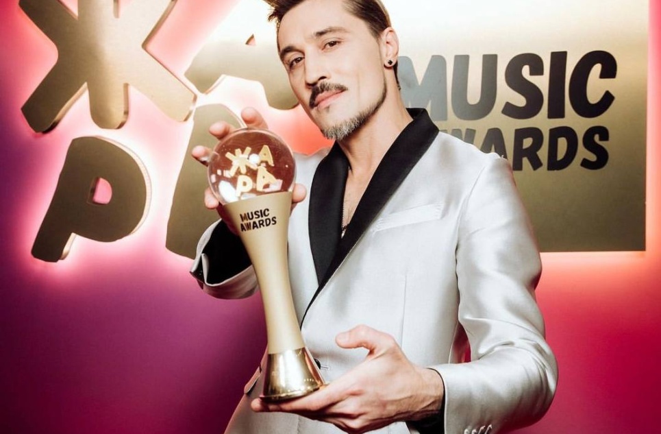 Невозможное возможно: Дима Билан забрал из приюта кота Шахтера 