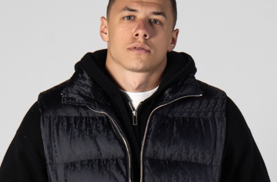 MACAN показал новую избранницу