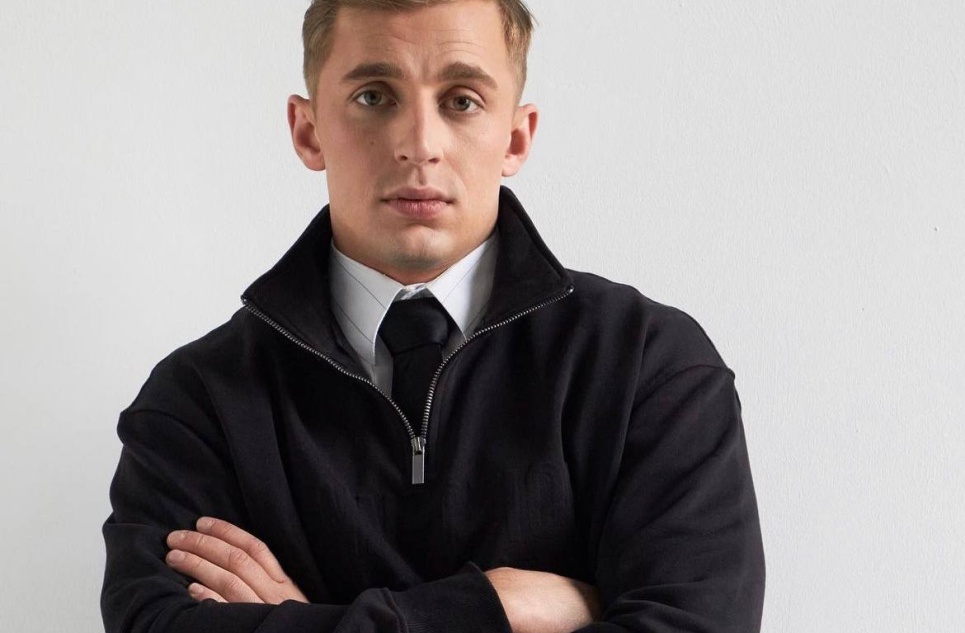 «Надо пожить для себя»: Саша Стоун признался, что пока не готов к семье