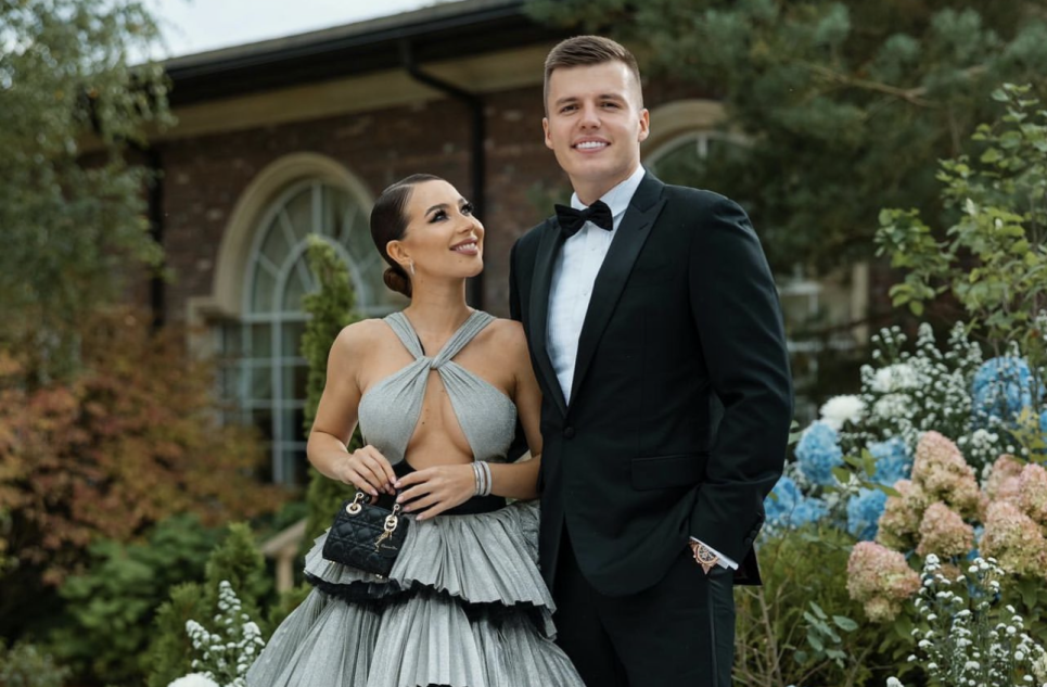 Лерчек и ее супруг Артём Чекалин возвращаются в социальные сети