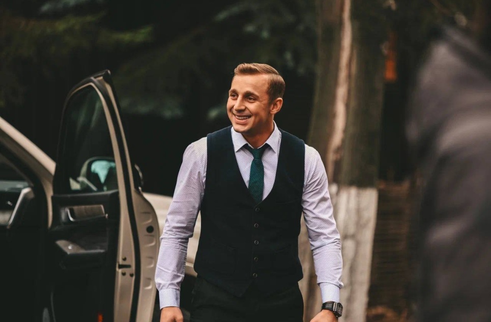 «Собрала вещи и ушла»: Саша Стоун о расставании с Валей Карнавал