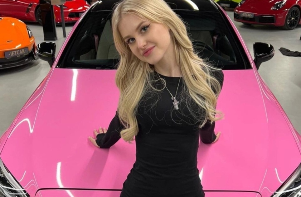 Диана Астер осуществила свою мечту и купила себе первую машину 