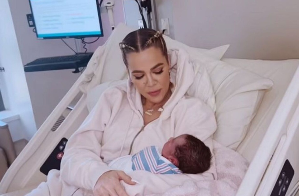 С кем встречается Хлои Кардашьян?