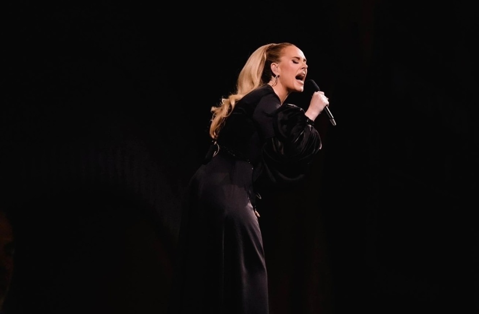 «Я хочу сделать перерыв»: Адель рассказала о дополнительном концерте и о паузе в карьере