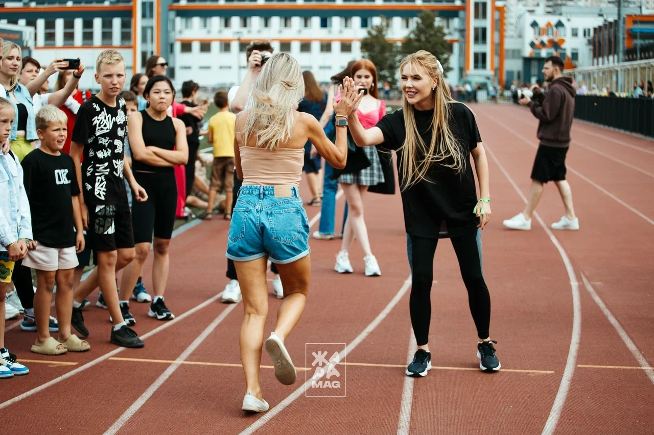 Карина Кросс, Саша Стоун, Никита Серов, Дэни Яровский провели открытую тренировку Insight Day 2